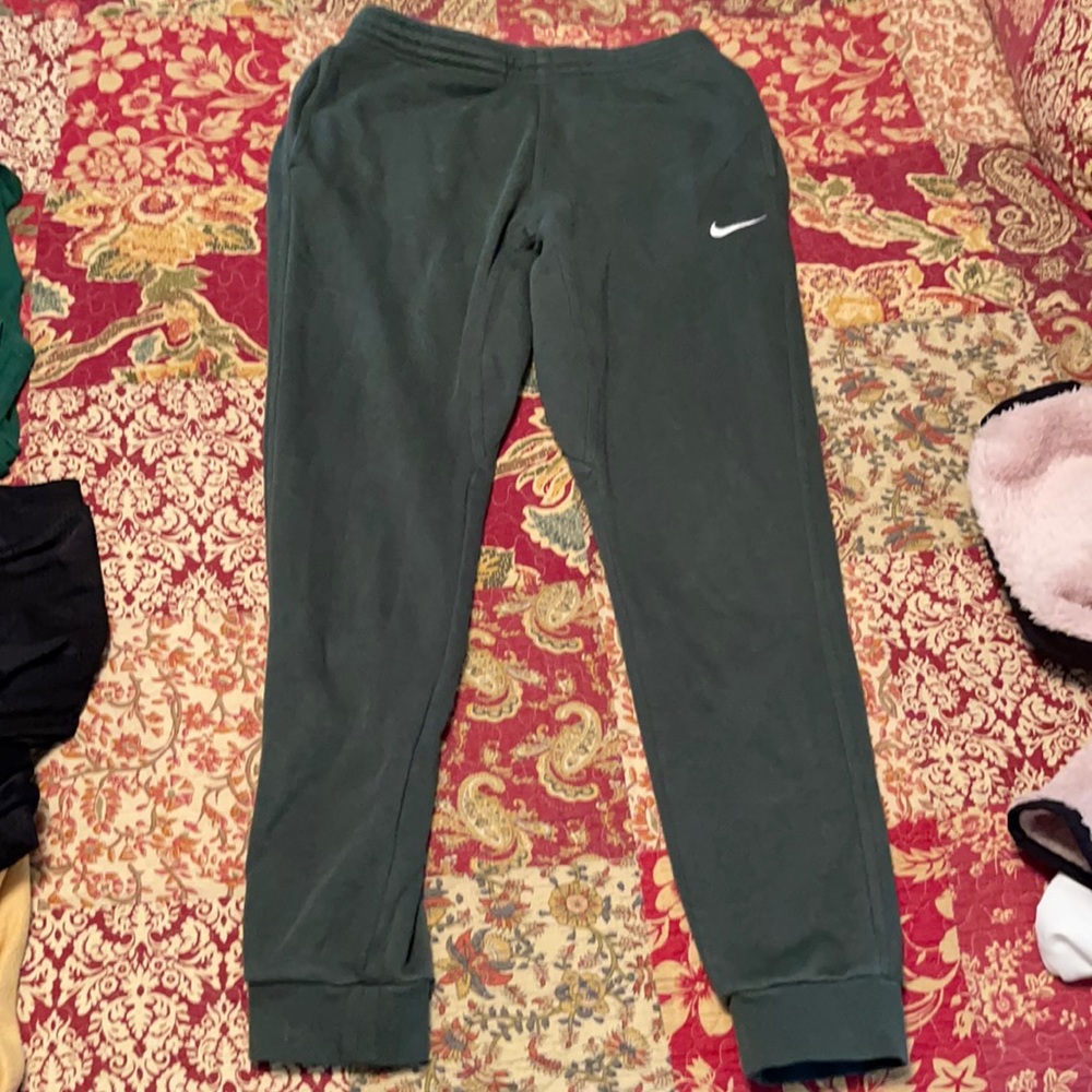 Nike joggers